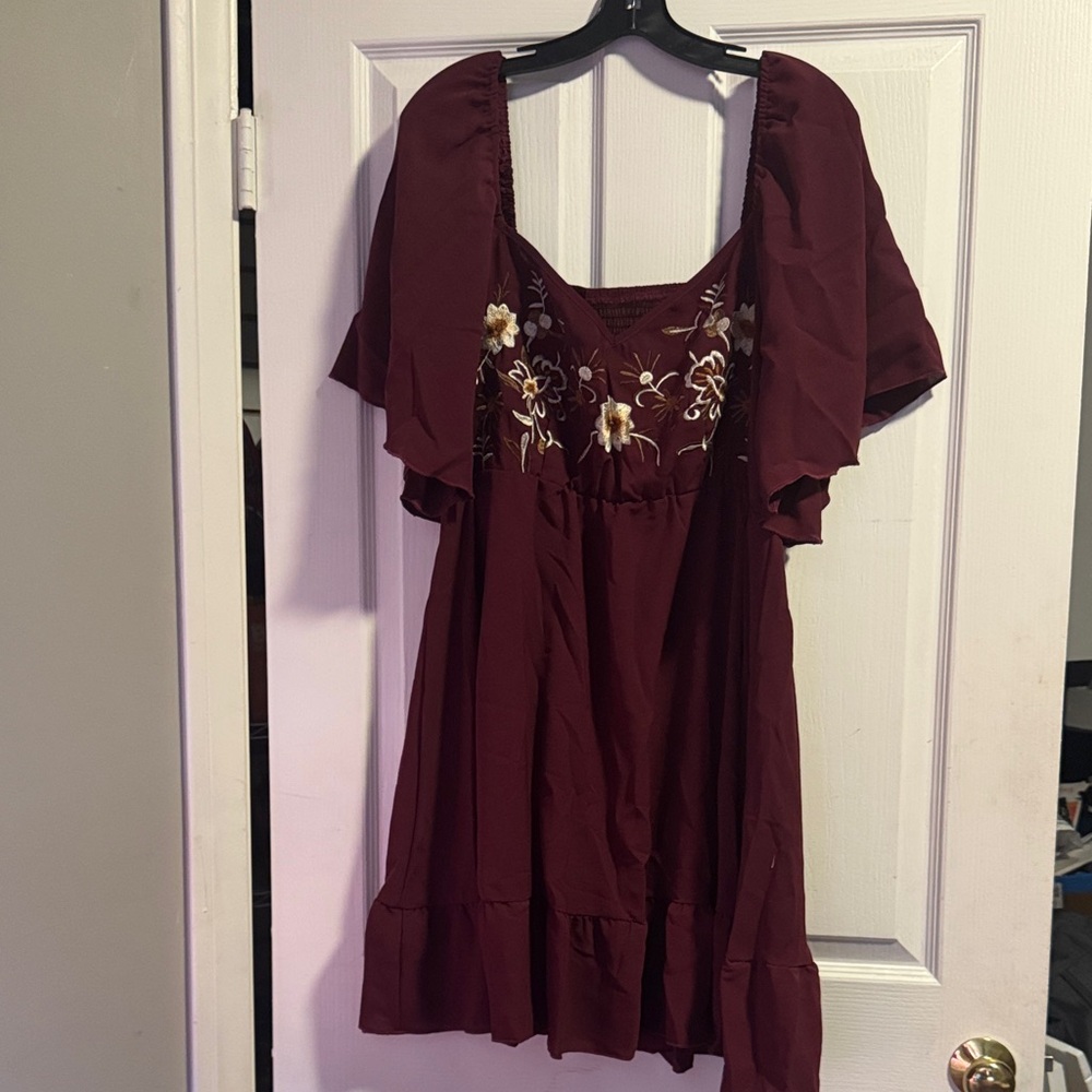SHEIN Burgundy Midi Dress with Floral Embroidery